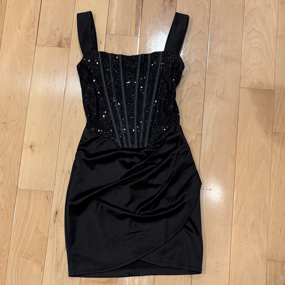 forever21 black bodycon dress
